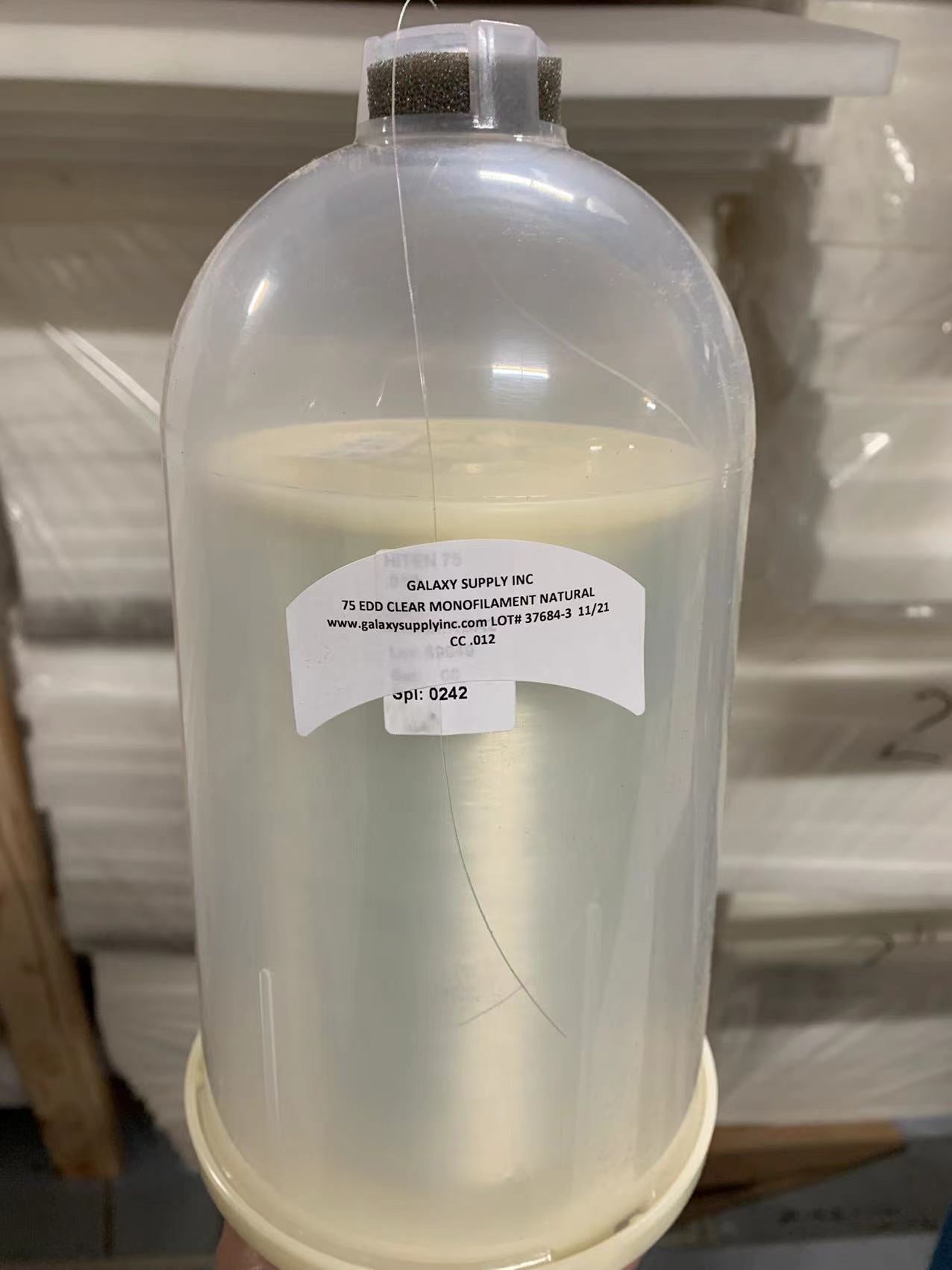 Monofilament Threads ( #75 / #63 / #52 / #40 / #25 / #18 ) 6 Thickness Available.