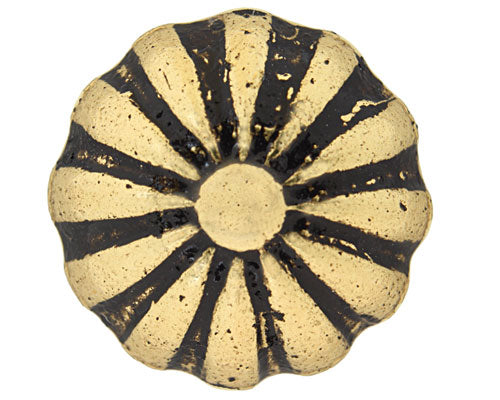 No. 683 1/2 - Daisy Ornamental Nail