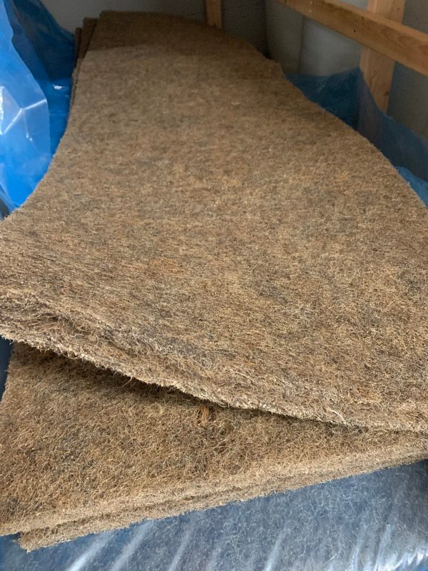 Rubberized Coconut Hair 1" x 24" x 108"